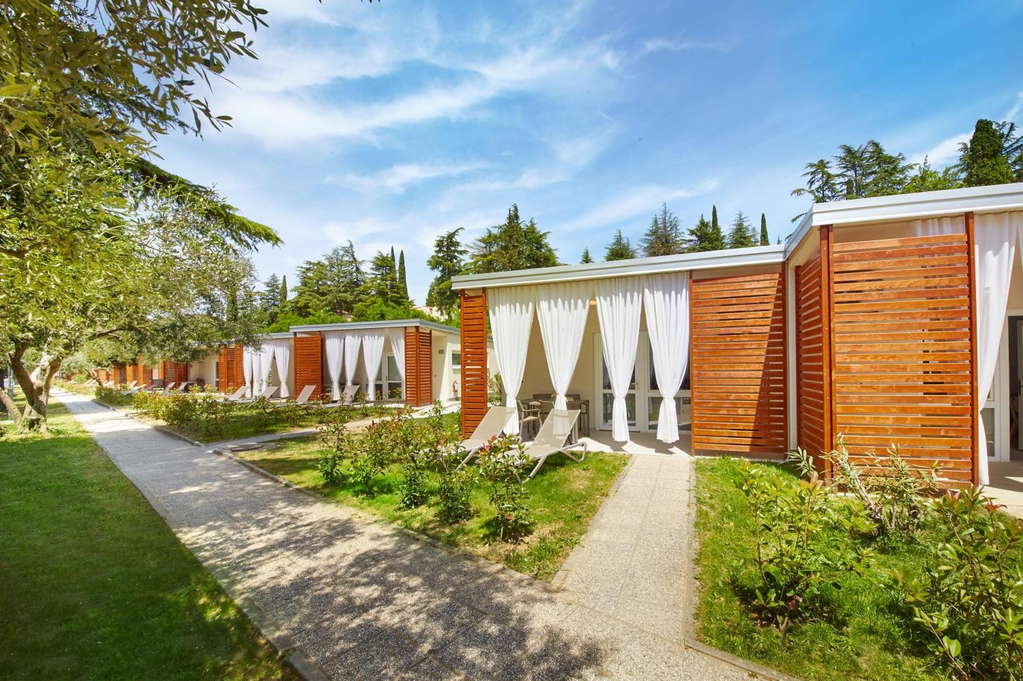 Adria Apartments - Hotel & Resort Adria Ankaran Dış mekan fotoğraf